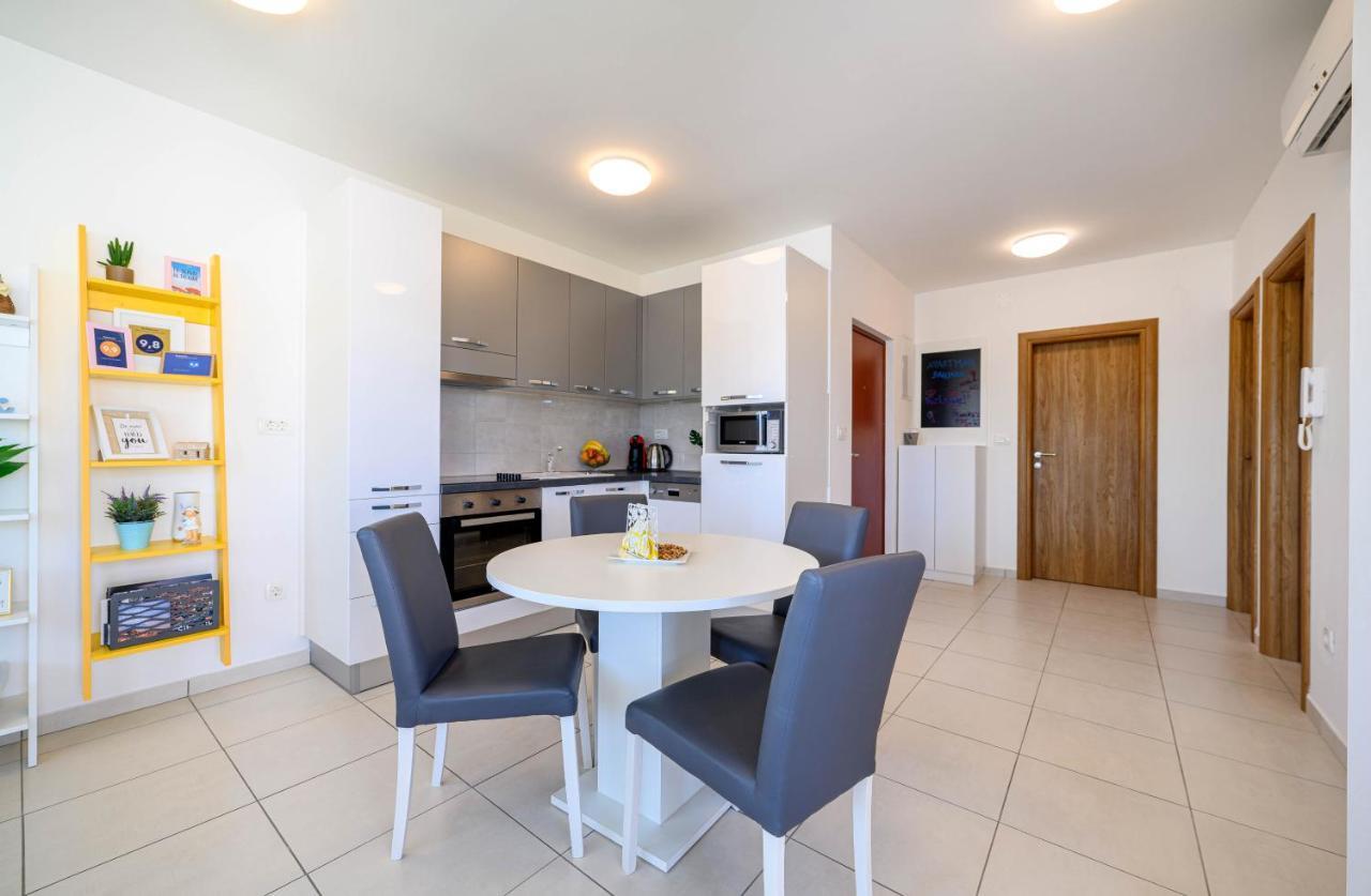 Apartment Banjada Жаборич Екстериор снимка